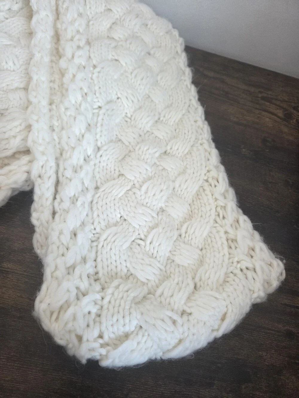Ivory Cream Cable Knit Scarf Pom Pom Rectangle Winter Cozy Warm Clean Girl